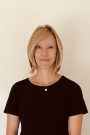 headshot of Dr. Sarah Wasser. library trustee